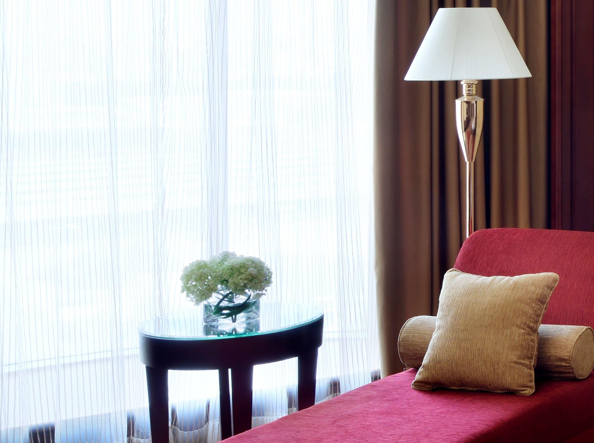 Moevenpick Hotel City Star Jeddah Jidá Exterior foto A floor lamp