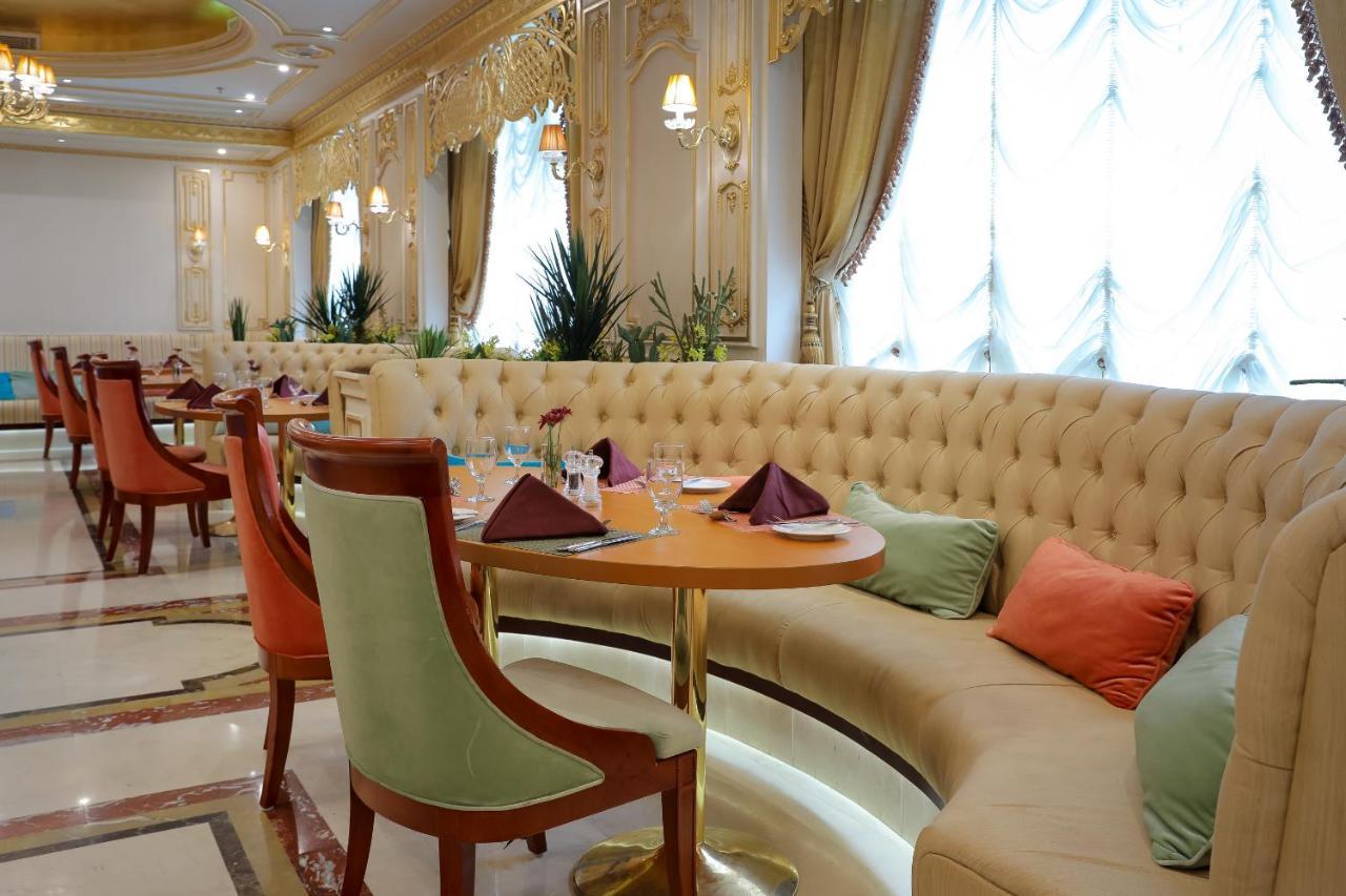 Moevenpick Hotel City Star Jeddah Jidá Exterior foto Restaurant