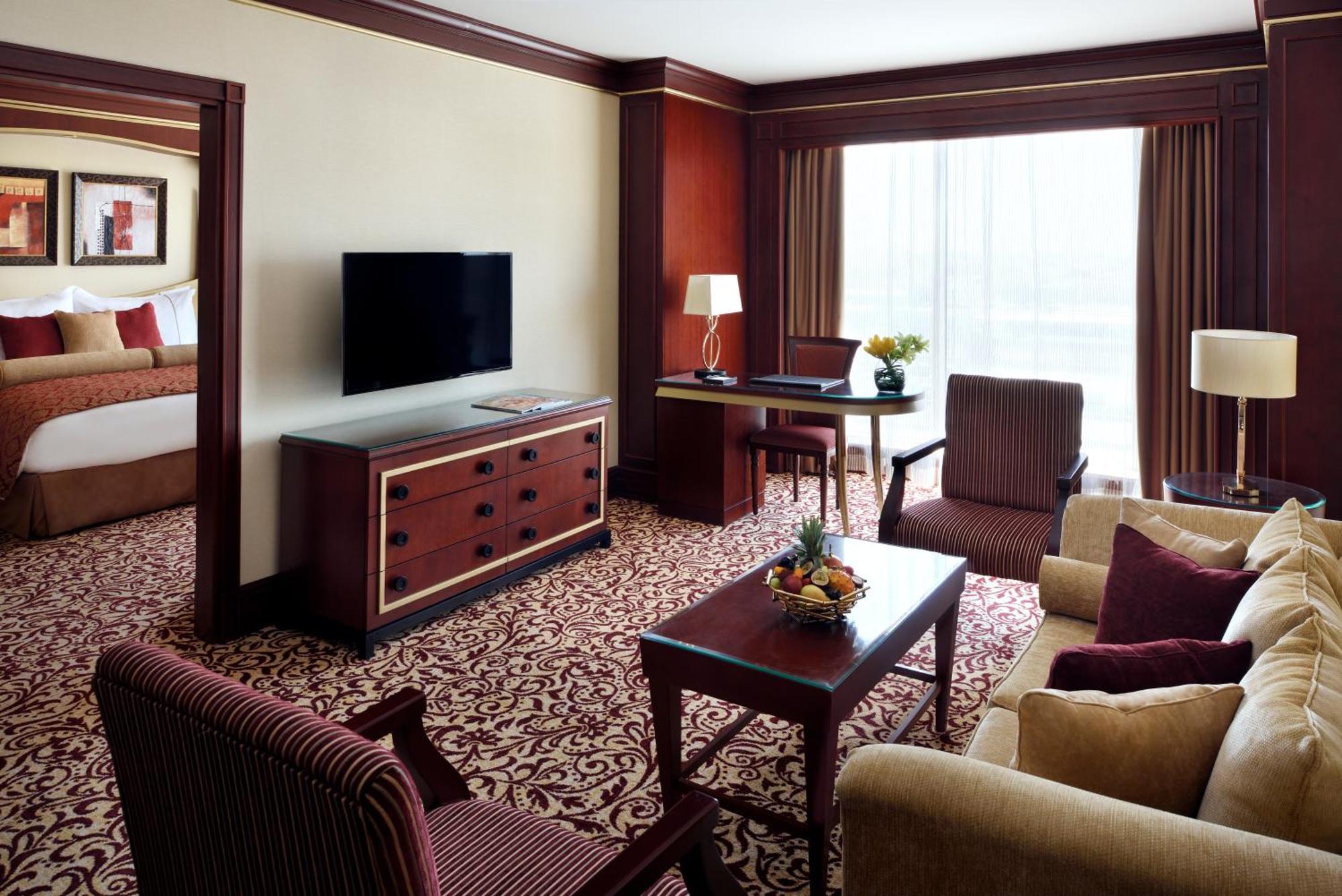 Moevenpick Hotel City Star Jeddah Jidá Quarto foto A suite at the hotel